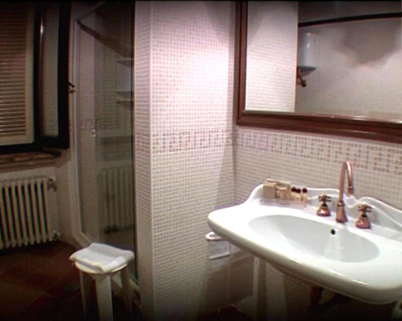 Il Poggio Dei Pettirossi Hotel Беваня Екстериор снимка