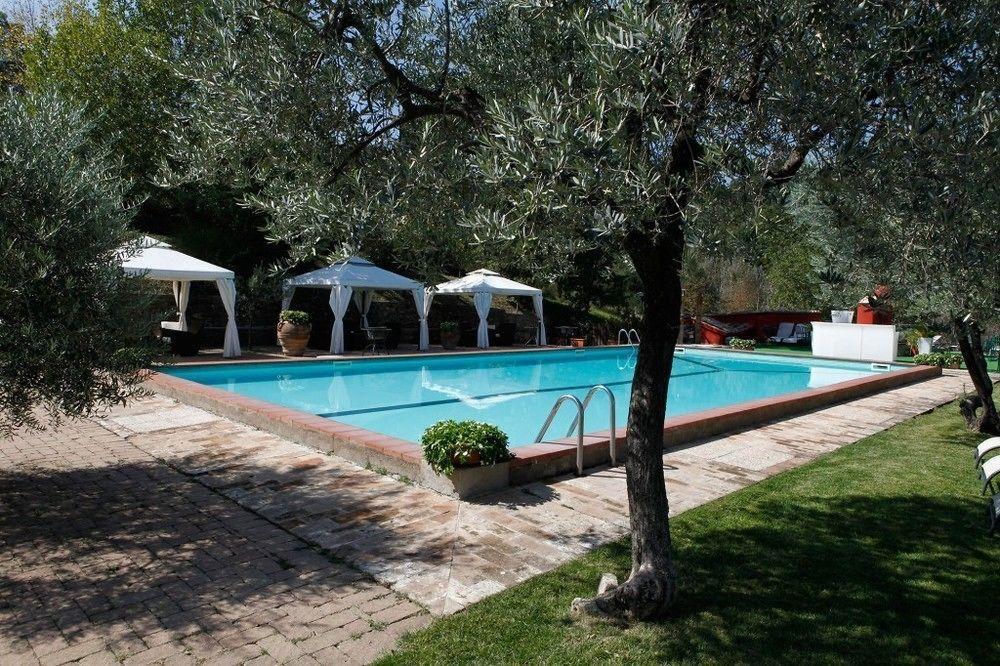 Il Poggio Dei Pettirossi Hotel Беваня Екстериор снимка