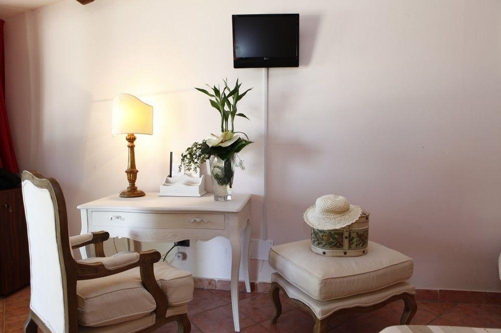 Il Poggio Dei Pettirossi Hotel Беваня Екстериор снимка